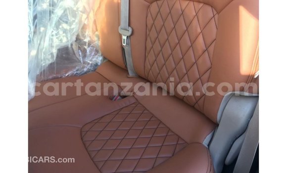Nunua Imported Toyota Land Cruiser Nyeusi Gari ndani ya Import - Dubai nchini Arusha Nunua Imported Toyota Land Cruiser Nyeusi Gari ndani ya Import - Dubai nchini Arusha