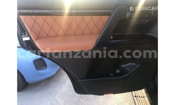 Nunua Imported Toyota Land Cruiser Nyeusi Gari ndani ya Import - Dubai nchini Arusha Nunua Imported Toyota Land Cruiser Nyeusi Gari ndani ya Import - Dubai nchini Arusha