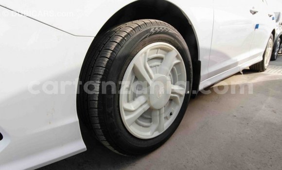 Buy Import Hyundai Sonata White Car in Import - Dubai in Arusha Buy Import Hyundai Sonata White Car in Import - Dubai in Arusha