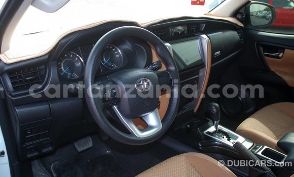 Buy Import Toyota Fortuner White Car in Import - Dubai in Arusha Buy Import Toyota Fortuner White Car in Import - Dubai in Arusha