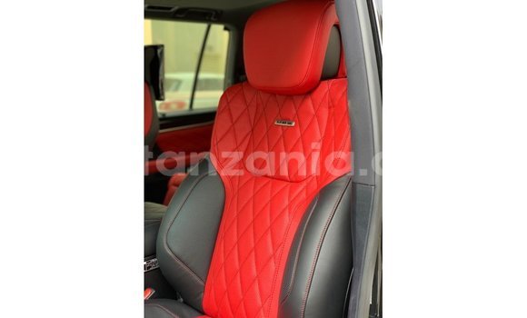 Nunua Imported Lexus LX Nyeusi Gari ndani ya Import - Dubai nchini Arusha Nunua Imported Lexus LX Nyeusi Gari ndani ya Import - Dubai nchini Arusha