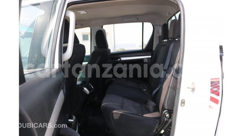 Big with watermark toyota hilux arusha import dubai 7400