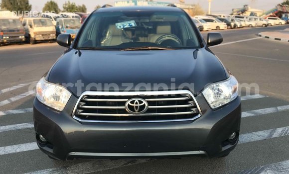 Nunua Imported Toyota Highlander Nyingine Gari ndani ya Import - Dubai nchini Arusha Nunua Imported Toyota Highlander Nyingine Gari ndani ya Import - Dubai nchini Arusha