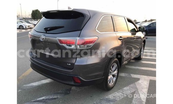 Nunua Imported Toyota Highlander Nyingine Gari ndani ya Import - Dubai nchini Arusha Nunua Imported Toyota Highlander Nyingine Gari ndani ya Import - Dubai nchini Arusha