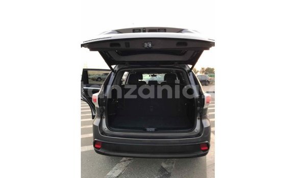 Nunua Imported Toyota Highlander Nyingine Gari ndani ya Import - Dubai nchini Arusha Nunua Imported Toyota Highlander Nyingine Gari ndani ya Import - Dubai nchini Arusha