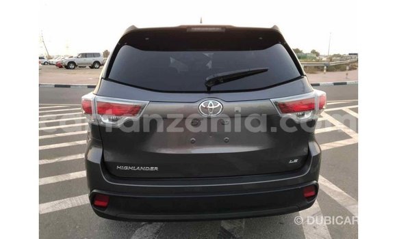 Nunua Imported Toyota Highlander Nyingine Gari ndani ya Import - Dubai nchini Arusha Nunua Imported Toyota Highlander Nyingine Gari ndani ya Import - Dubai nchini Arusha