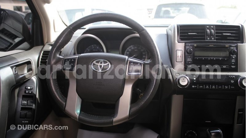 Big with watermark toyota prado arusha import dubai 7416