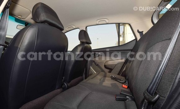 Buy Import Hyundai i10 Other Car in Import - Dubai in Arusha Buy Import Hyundai i10 Other Car in Import - Dubai in Arusha