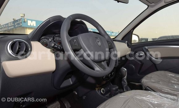 Buy Import Renault Duster White Car in Import - Dubai in Arusha Buy Import Renault Duster White Car in Import - Dubai in Arusha