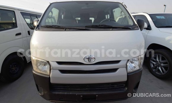 Buy Import Toyota Hiace White Car in Import - Dubai in Arusha Buy Import Toyota Hiace White Car in Import - Dubai in Arusha