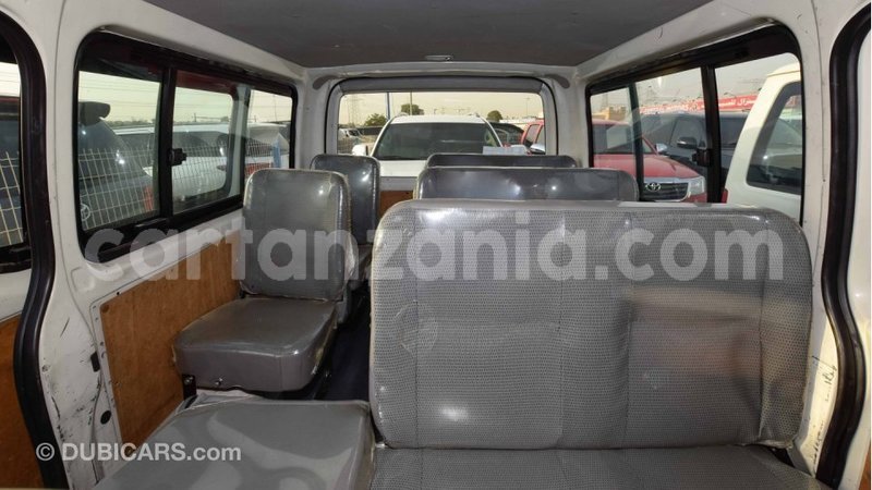 Big with watermark toyota hiace arusha import dubai 7423