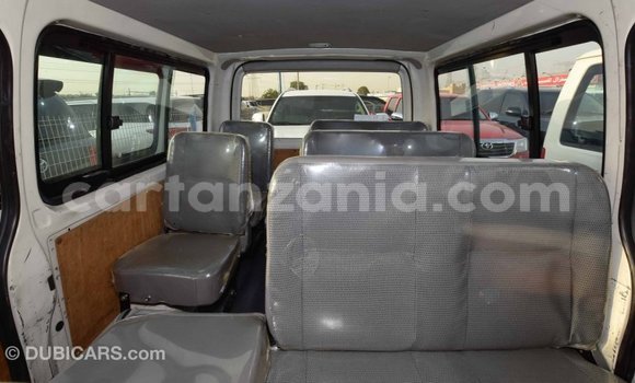 Buy Import Toyota Hiace White Car in Import - Dubai in Arusha Buy Import Toyota Hiace White Car in Import - Dubai in Arusha