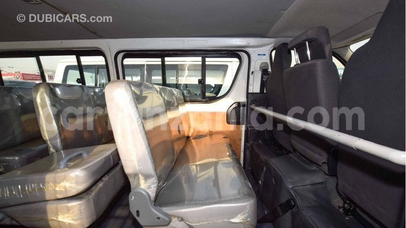 Big with watermark toyota hiace arusha import dubai 7423