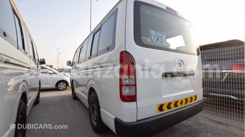 Big with watermark toyota hiace arusha import dubai 7423