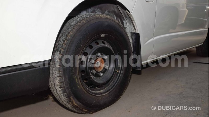 Big with watermark toyota hiace arusha import dubai 7423