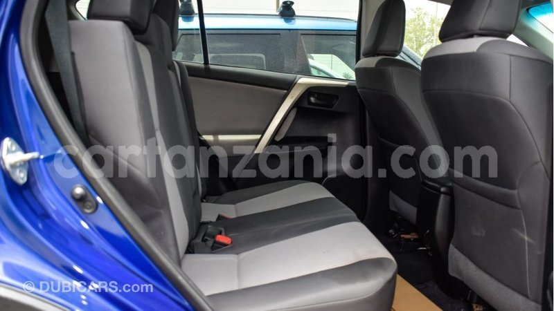 Big with watermark toyota ade arusha import dubai 7424