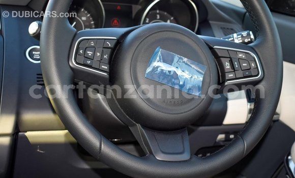 Nunua Imported Jaguar E-Pace Nyeupe Gari ndani ya Import - Dubai nchini Arusha Nunua Imported Jaguar E-Pace Nyeupe Gari ndani ya Import - Dubai nchini Arusha
