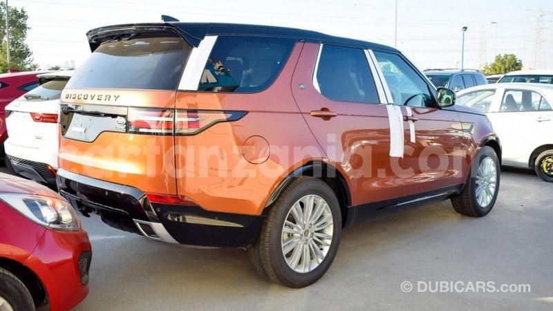 Big with watermark land rover discovery arusha import dubai 7428