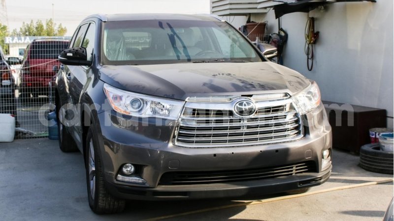 Big with watermark toyota highlander arusha import dubai 7430