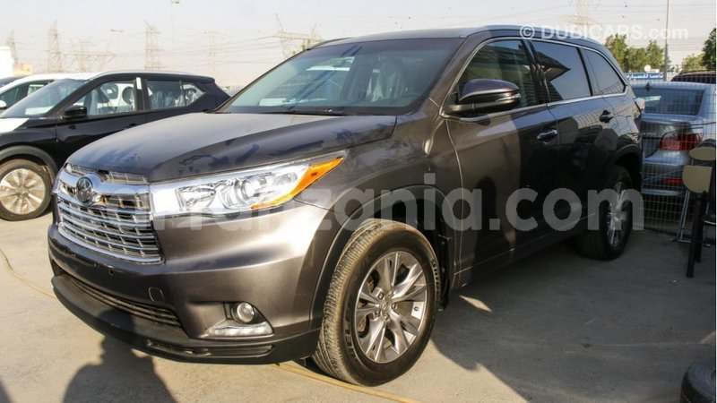 Big with watermark toyota highlander arusha import dubai 7430