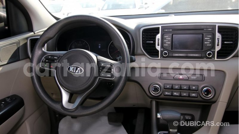 Big with watermark kia sportage arusha import dubai 7431