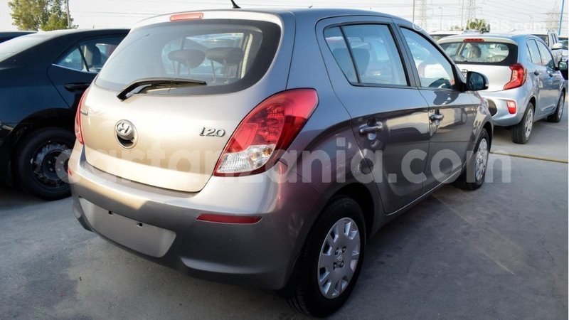 Big with watermark hyundai i20 arusha import dubai 7434