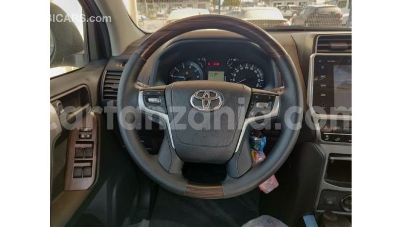 Big with watermark toyota prado arusha import dubai 7453