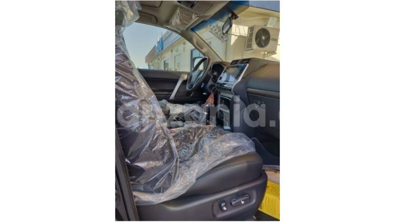 Big with watermark toyota prado arusha import dubai 7453