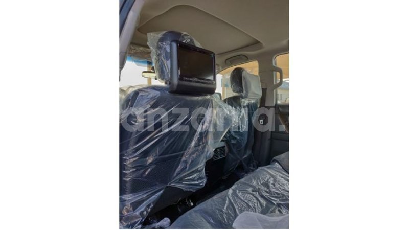 Big with watermark toyota prado arusha import dubai 7453