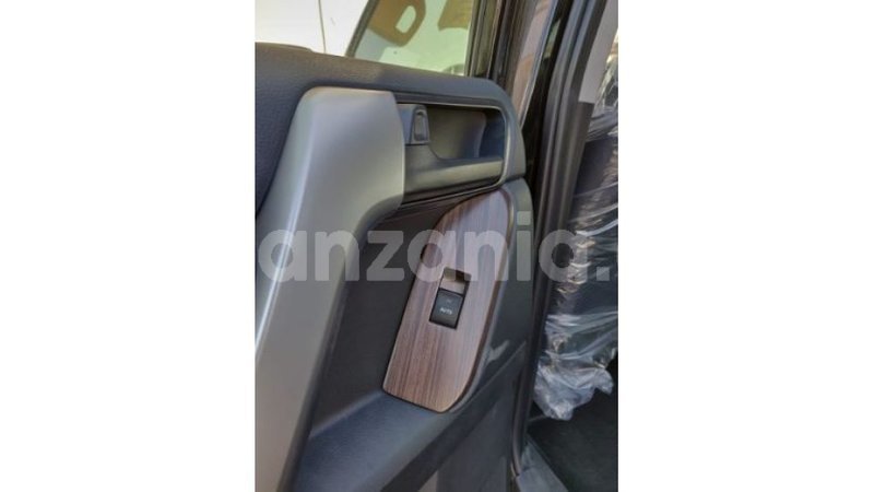 Big with watermark toyota prado arusha import dubai 7453