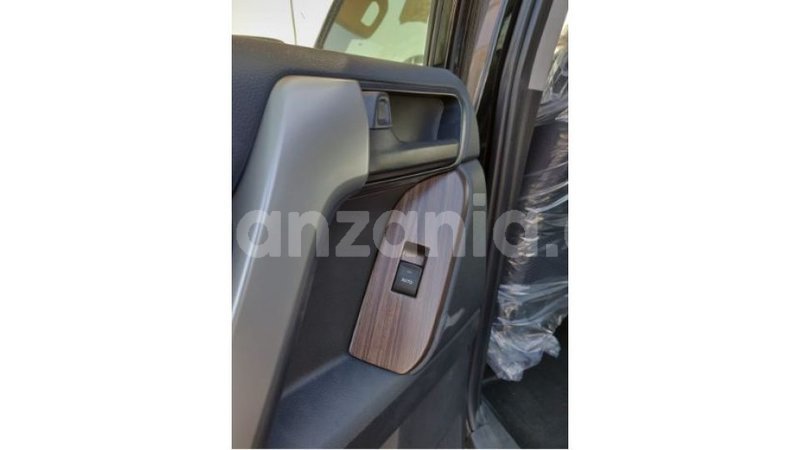 Big with watermark toyota prado arusha import dubai 7453