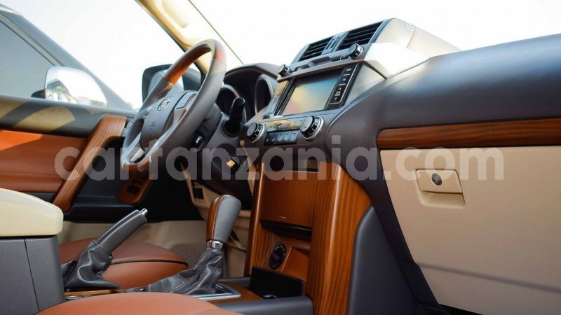 Big with watermark toyota prado arusha import dubai 7458