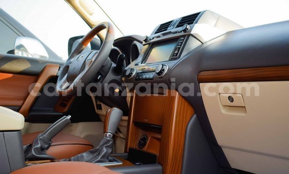Buy Import Toyota Prado White Car in Import - Dubai in Arusha Buy Import Toyota Prado White Car in Import - Dubai in Arusha