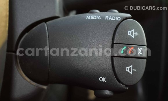 Buy Import Renault Duster White Car in Import - Dubai in Arusha Buy Import Renault Duster White Car in Import - Dubai in Arusha