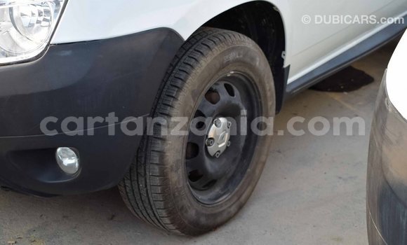 Buy Import Renault Duster White Car in Import - Dubai in Arusha Buy Import Renault Duster White Car in Import - Dubai in Arusha