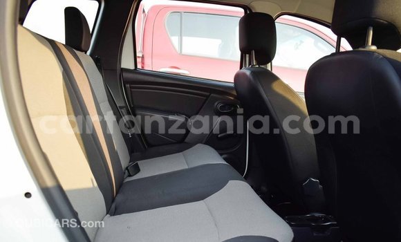 Nunua Imported Renault Duster Nyeupe Gari ndani ya Import - Dubai nchini Arusha Nunua Imported Renault Duster Nyeupe Gari ndani ya Import - Dubai nchini Arusha