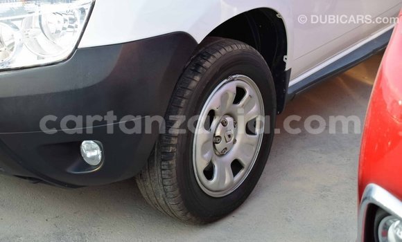 Nunua Imported Renault Duster Nyeupe Gari ndani ya Import - Dubai nchini Arusha Nunua Imported Renault Duster Nyeupe Gari ndani ya Import - Dubai nchini Arusha
