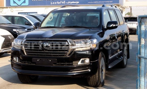 Buy Import Toyota Land Cruiser Black Car in Import - Dubai in Arusha Buy Import Toyota Land Cruiser Black Car in Import - Dubai in Arusha