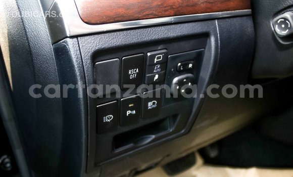 Buy Import Toyota Land Cruiser Black Car in Import - Dubai in Arusha Buy Import Toyota Land Cruiser Black Car in Import - Dubai in Arusha