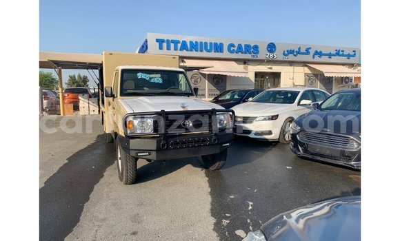 Buy Import Toyota Land Cruiser Beige Car in Import - Dubai in Arusha Buy Import Toyota Land Cruiser Beige Car in Import - Dubai in Arusha