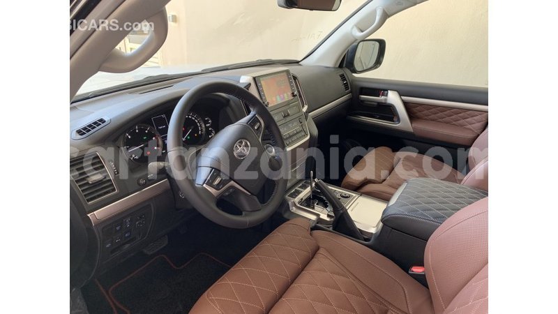Big with watermark toyota land cruiser arusha import dubai 7482