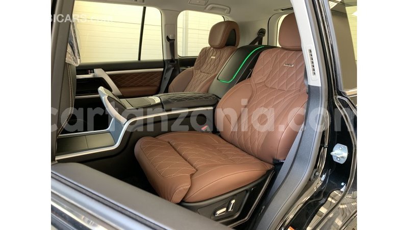 Big with watermark toyota land cruiser arusha import dubai 7482