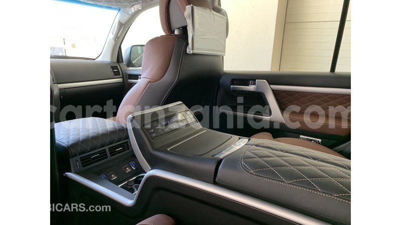 Big with watermark toyota land cruiser arusha import dubai 7482