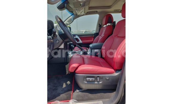 Buy Import Toyota Land Cruiser Black Car in Import - Dubai in Arusha Buy Import Toyota Land Cruiser Black Car in Import - Dubai in Arusha