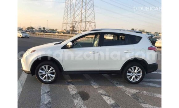 Nunua Imported Toyota Ade Nyeupe Lori ndani ya Import - Dubai nchini Arusha Nunua Imported Toyota Ade Nyeupe Lori ndani ya Import - Dubai nchini Arusha