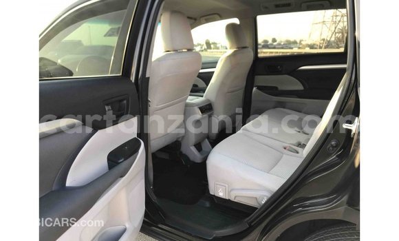 Buy Import Toyota Highlander Black Car in Import - Dubai in Arusha Buy Import Toyota Highlander Black Car in Import - Dubai in Arusha