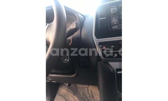 Nunua Imported Toyota Prado Nyeusi Gari ndani ya Import - Dubai nchini Arusha Nunua Imported Toyota Prado Nyeusi Gari ndani ya Import - Dubai nchini Arusha