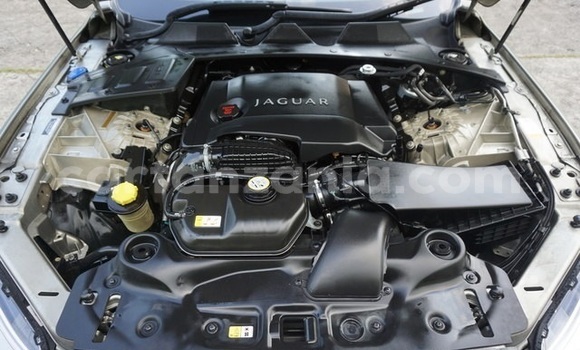 Nunua Imported Jaguar XJ Nyingine Gari ndani ya Dar es Salaam nchini Dar es Salaam Nunua Imported Jaguar XJ Nyingine Gari ndani ya Dar es Salaam nchini Dar es Salaam