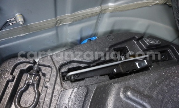 Nunua Imported Jaguar XJ Nyingine Gari ndani ya Dar es Salaam nchini Dar es Salaam Nunua Imported Jaguar XJ Nyingine Gari ndani ya Dar es Salaam nchini Dar es Salaam