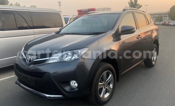 Nunua Ilio tumika Toyota RAV4 Nyeusi Gari ndani ya Dar es Salaam nchini Dar es Salaam Nunua Ilio tumika Toyota RAV4 Nyeusi Gari ndani ya Dar es Salaam nchini Dar es Salaam